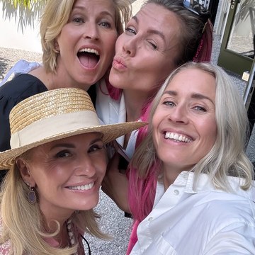 Leontine Ruiters - Playboy February 1997 Collection in leontineborsato_3659283630102144066.jpg - hidden celebrity photo